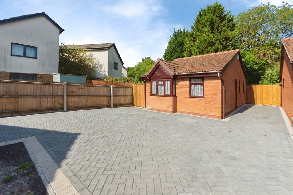 Property photo 1 of 21 Pbox-Img.Jpg