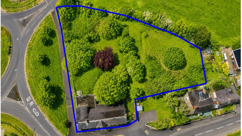 Property photo 2 of 20 Plot Example