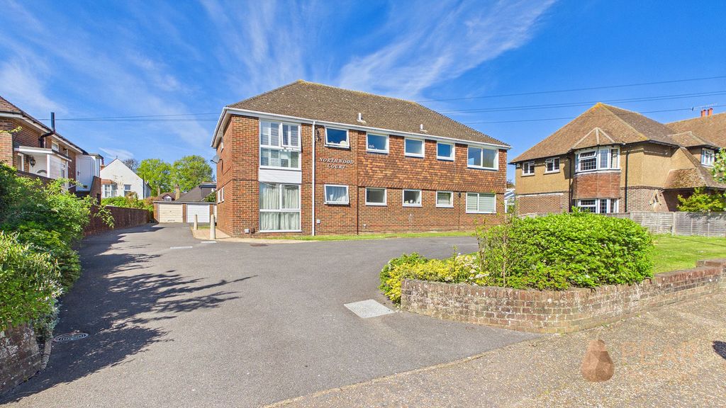 Property photo 1 of 5