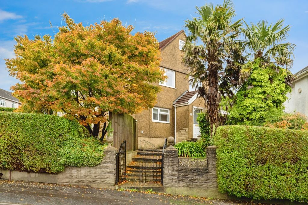 Property photo 1 of 17 Photo