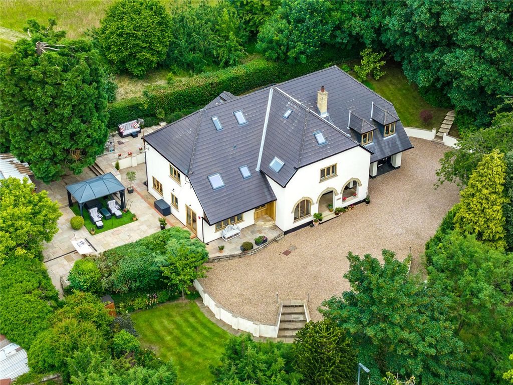 Property photo 1 of 41 Picture No. 04