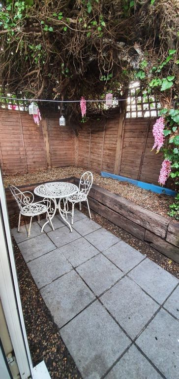 Property photo 3 of 4 Garden