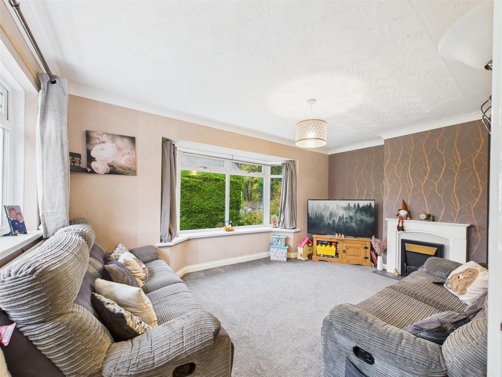 Property photo 2 of 16 Cam04045G0-Pr0040-Still001.Jpg