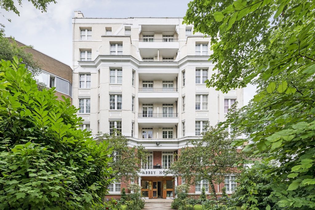 Property photo 1 of 6 External