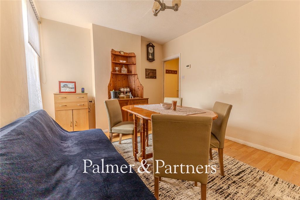 Property photo 3 of 12 Picture No. 07