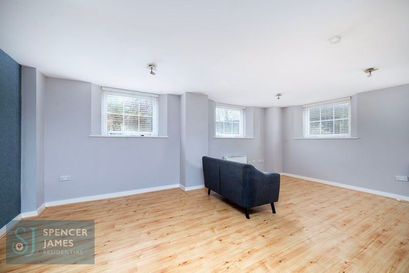 Property photo 3 of 14 Photo 1