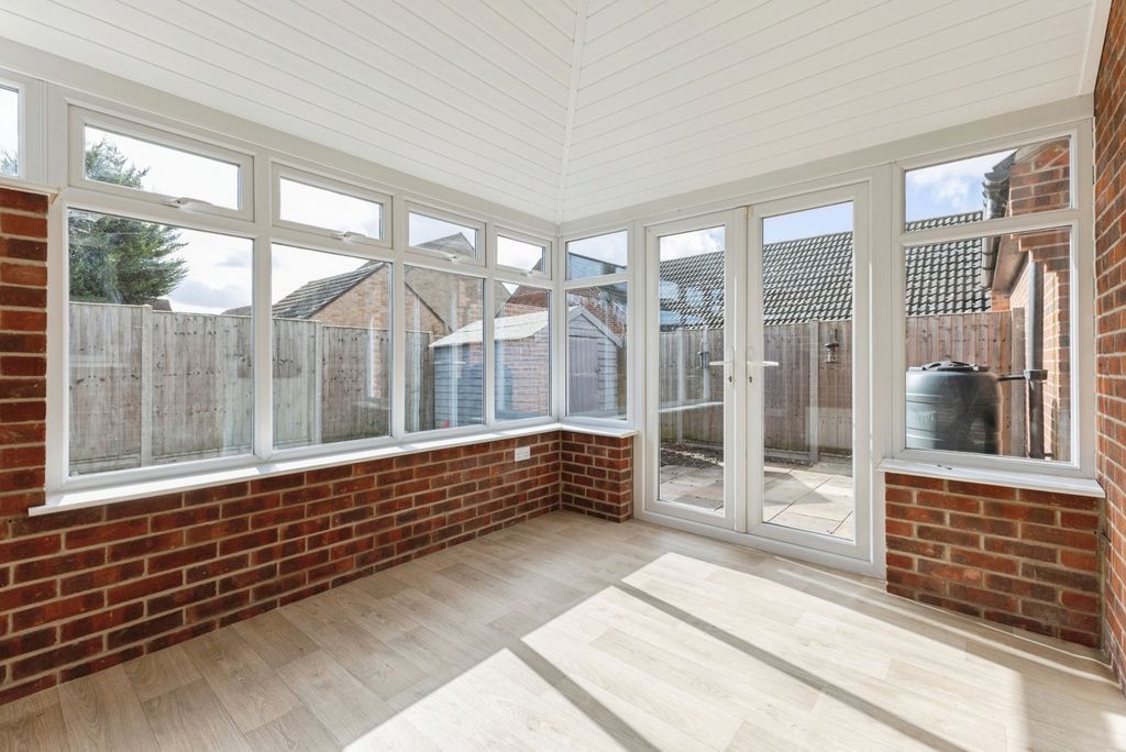 Property photo 2 of 19 Pbox-Img.Jpg