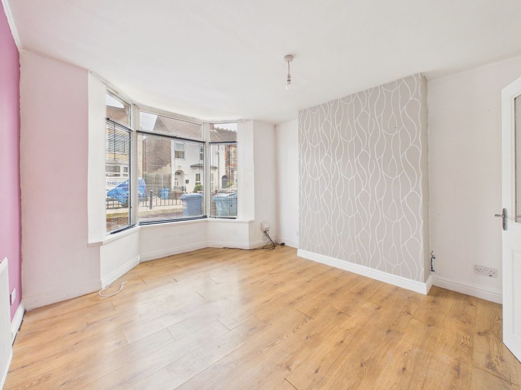 Property photo 3 of 18 5174938