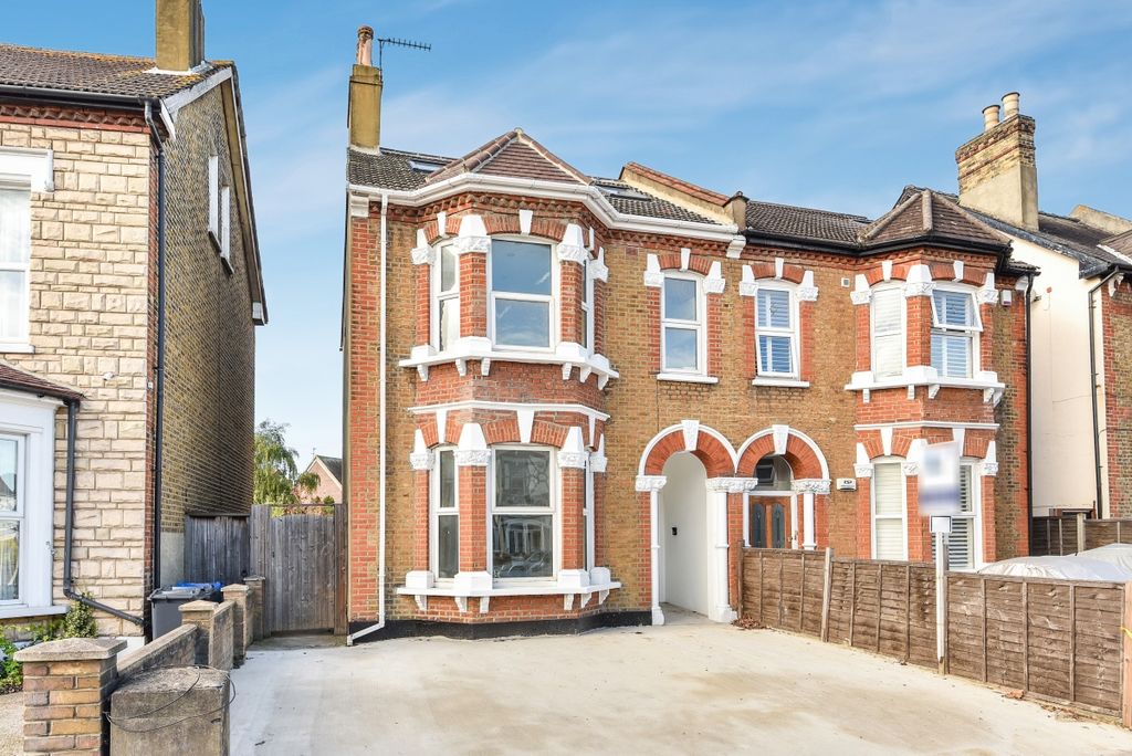 Property photo 2 of 6 391083 (2)