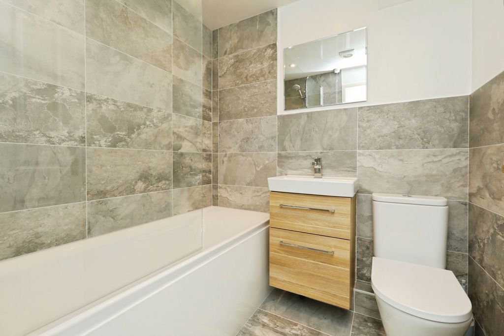 Property photo 2 of 17 Pbox-Img.Jpg