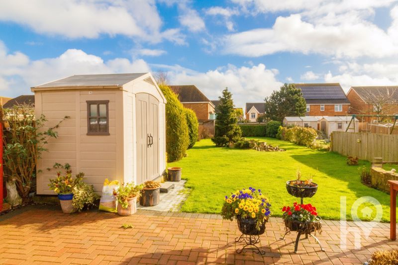 Property photo 1 of 9 Photo 8