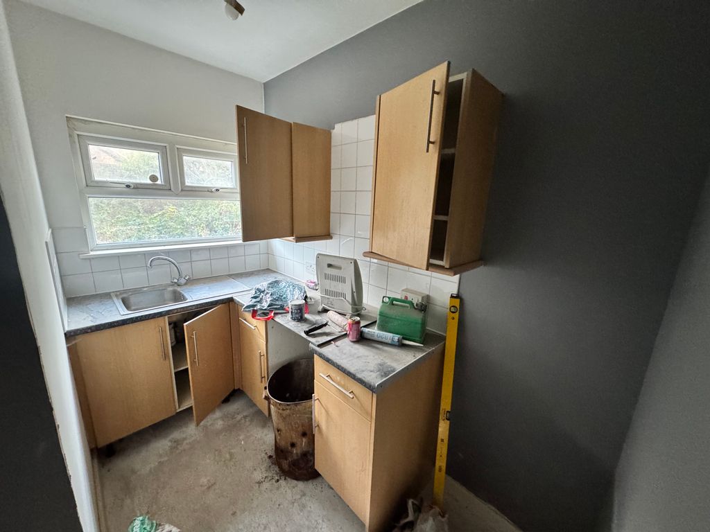 Property photo 3 of 4