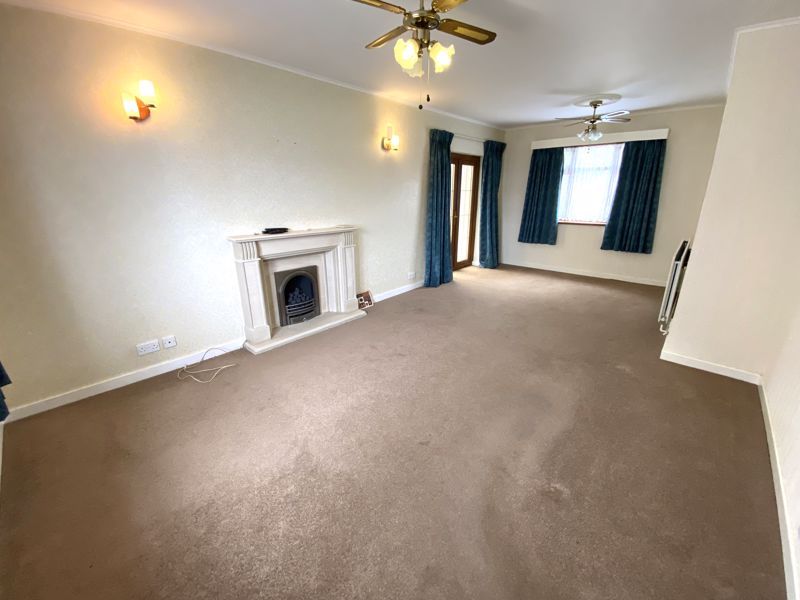 Property photo 3 of 6 Photo 11