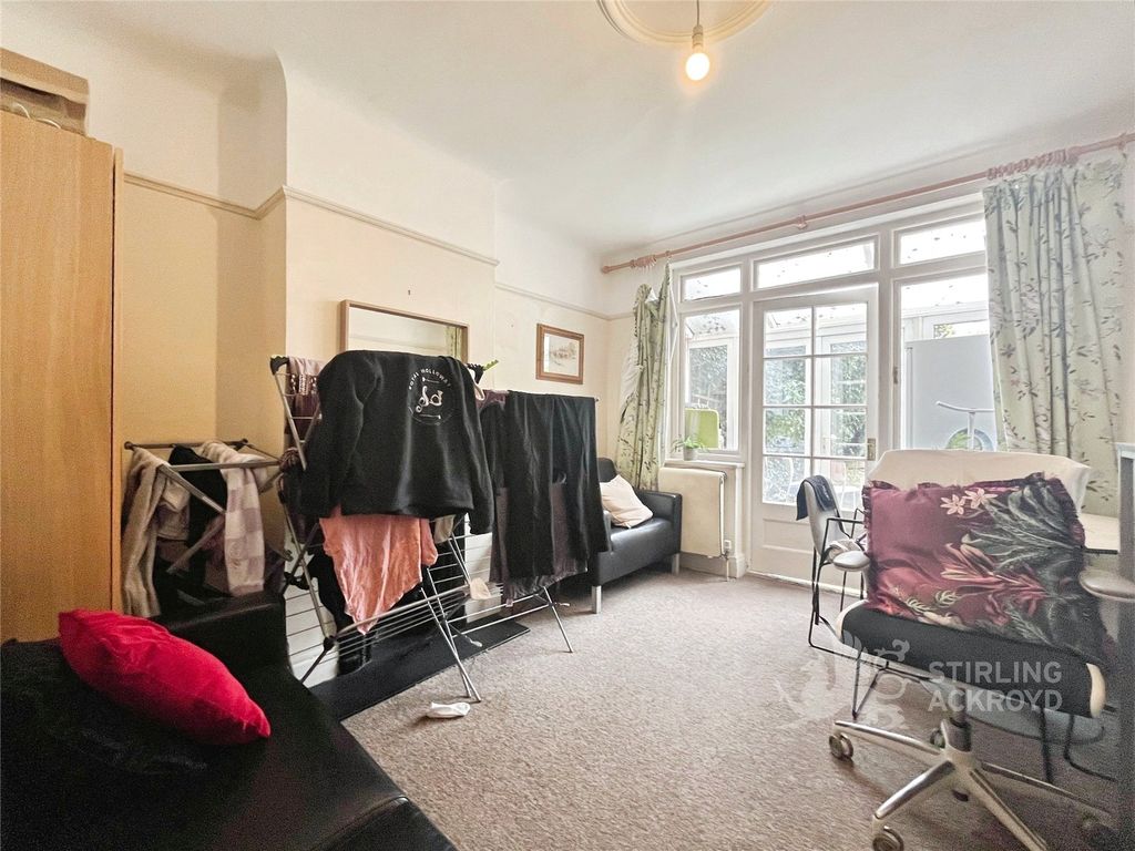 Property photo 2 of 9 Living Room