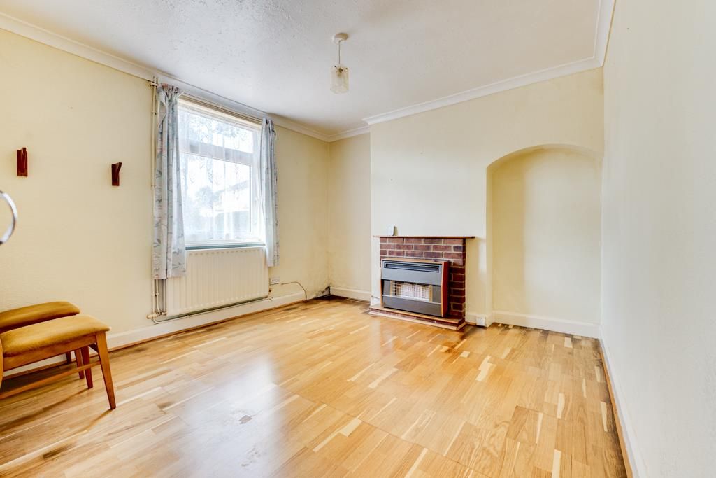 Property photo 3 of 31 9 Naseby Road, Kettering-14.Jpg