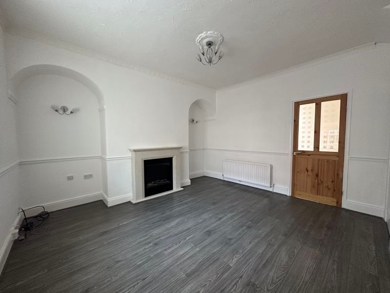 Property photo 3 of 15 Photo 22