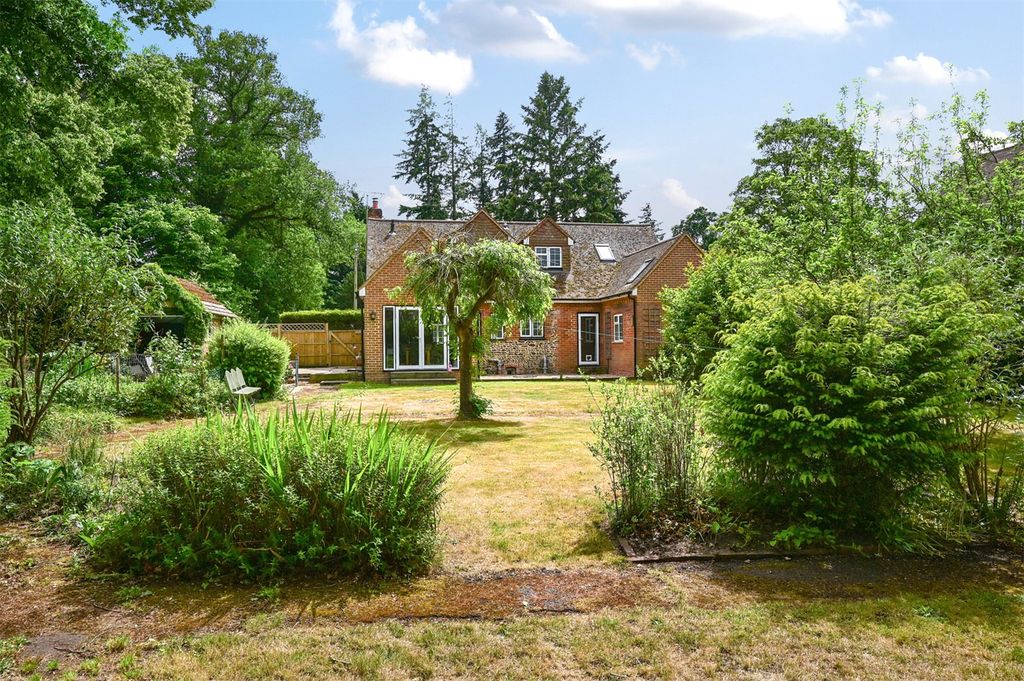 Property photo 1 of 18 Picture No. 12