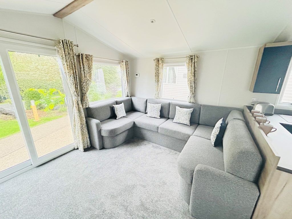 Property photo 3 of 12 Willerby Jevington 2027 Car0065821 151510851.Jpeg