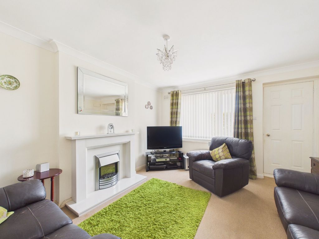 Property photo 2 of 11 5282394
