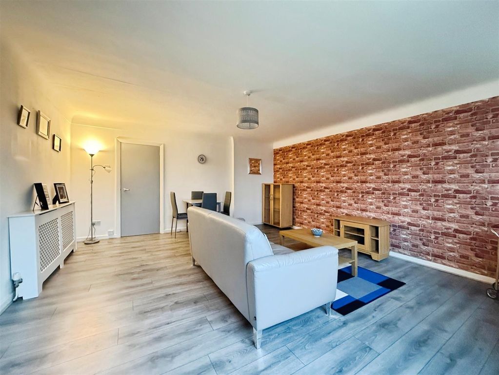 Property photo 3 of 20 5Ac048F6-Img_2319.Jpeg