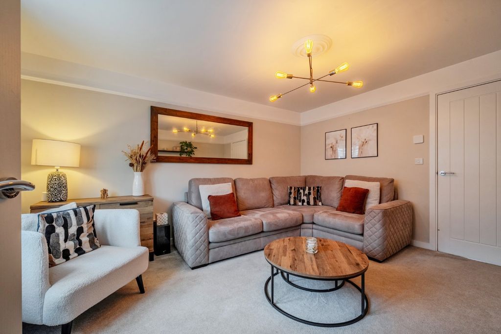 Property photo 3 of 14 Picture No. 14