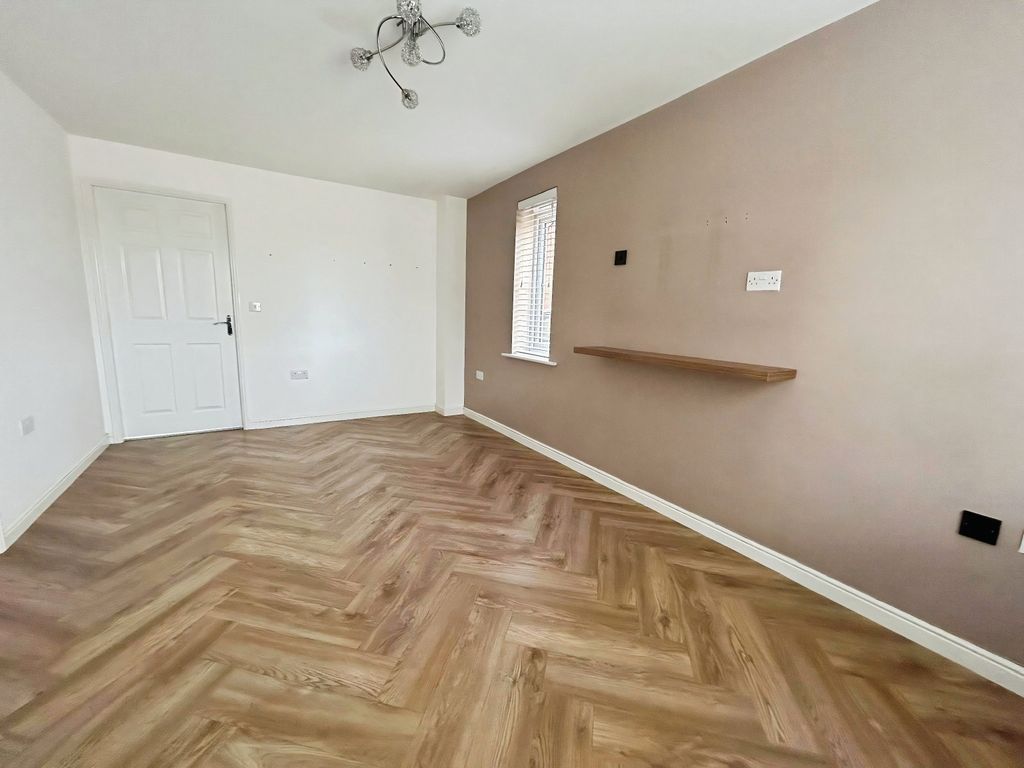 Property photo 3 of 14 172A765A-Whatsapp 20Image 202026-06-30 20At 2014.2