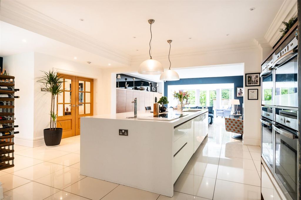 Additional image 4 of 5 bed detached house for saleDore Road, Sheffield S17