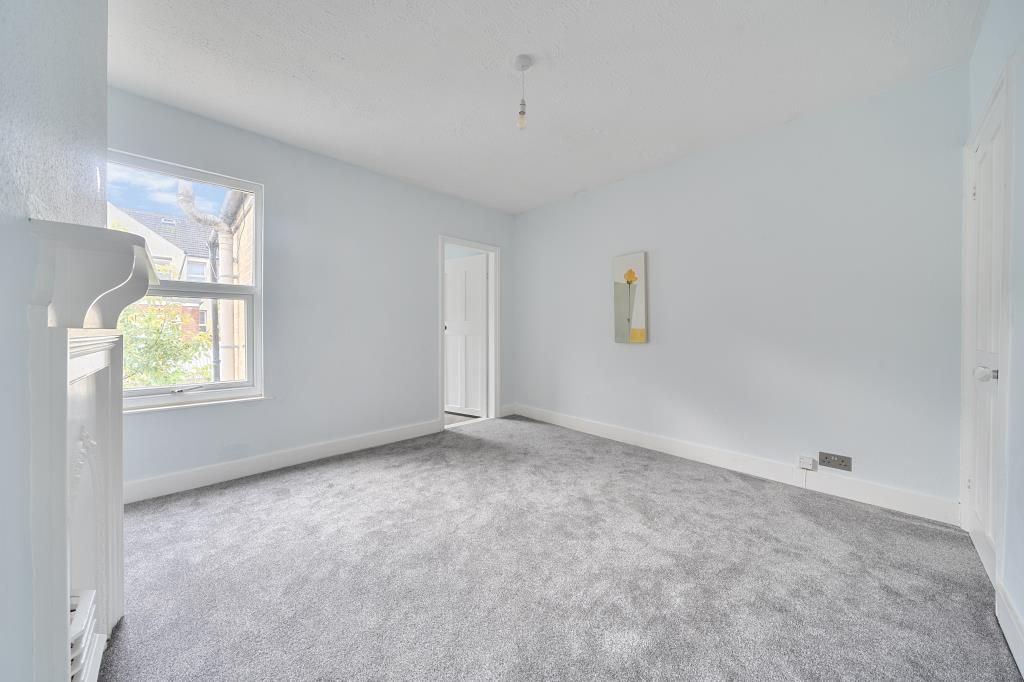 Property photo 3 of 19 Reception