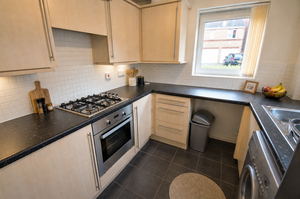 Property photo 3 of 7 05Ef0227-8472-4756-A859-c3c88c3E93Bc