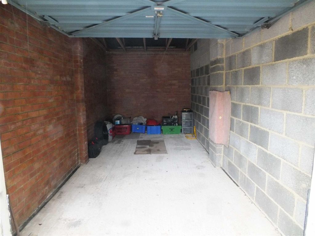 Property photo 3 of 3