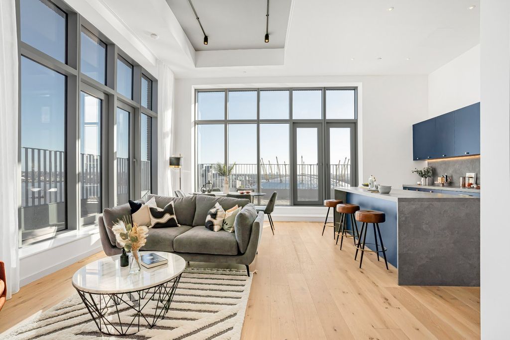 Property photo 1 of 29