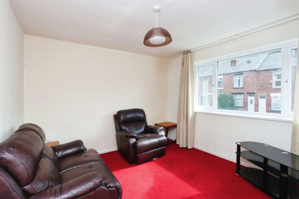 Property photo 3 of 17 Photography