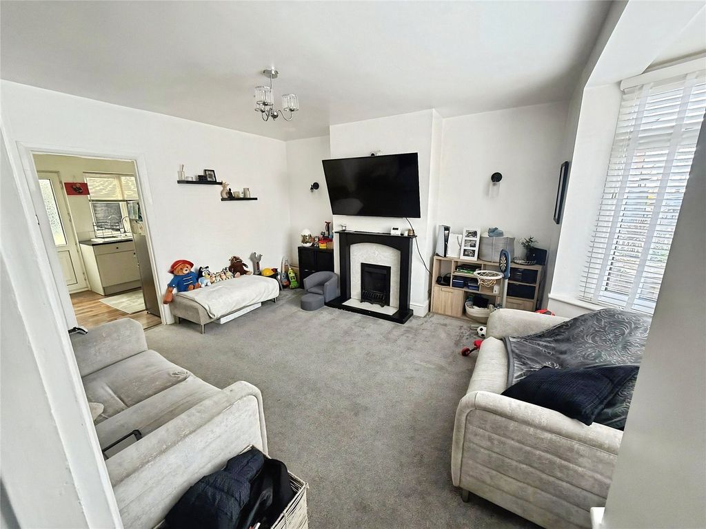 Property photo 2 of 15 Picture No. 40