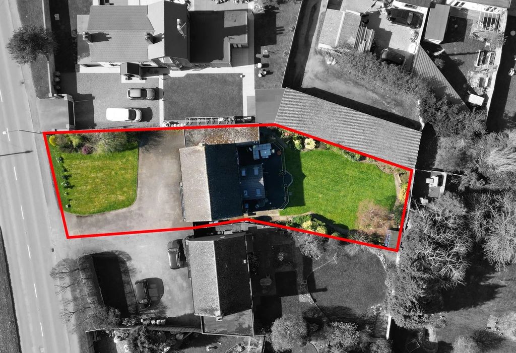 Property photo 3 of 34