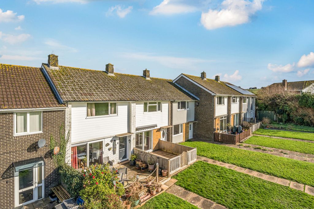 Property photo 1 of 27 Front (Exterior)