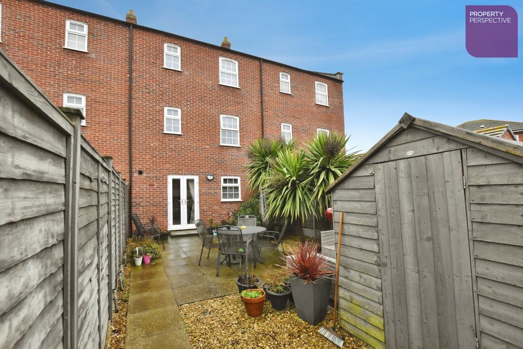 Property photo 3 of 21 Pbox-Img.Jpg