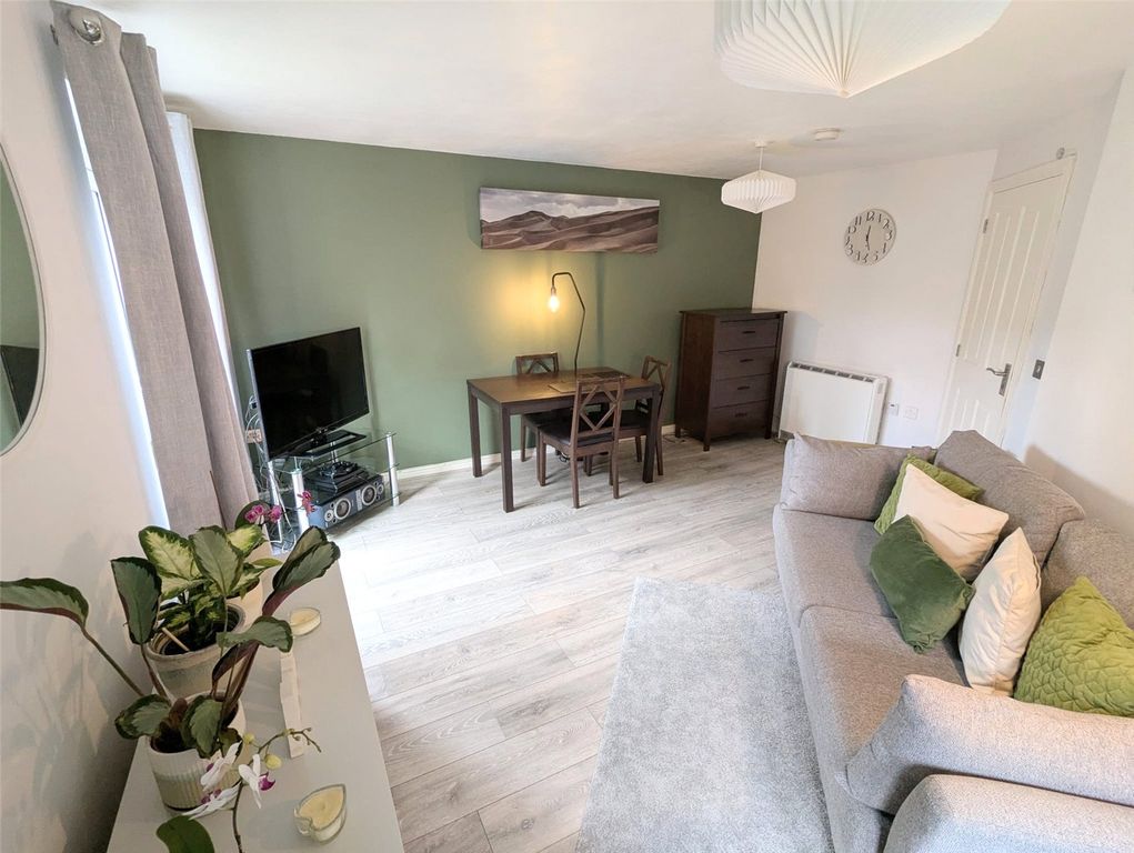 Property photo 3 of 13 Picture No. 21