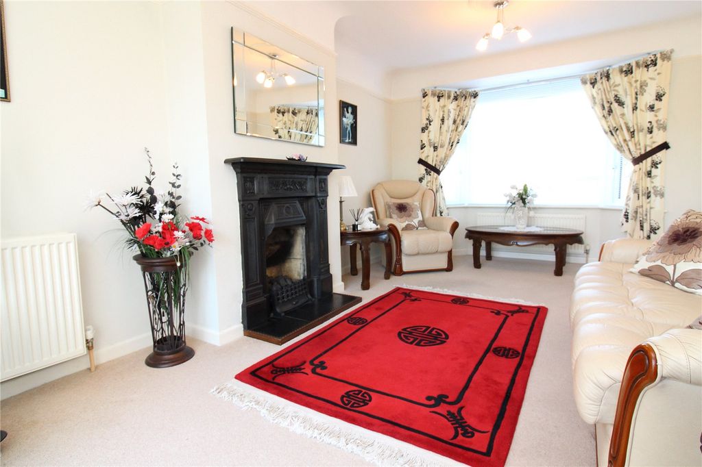 Property photo 2 of 16 Picture No. 10