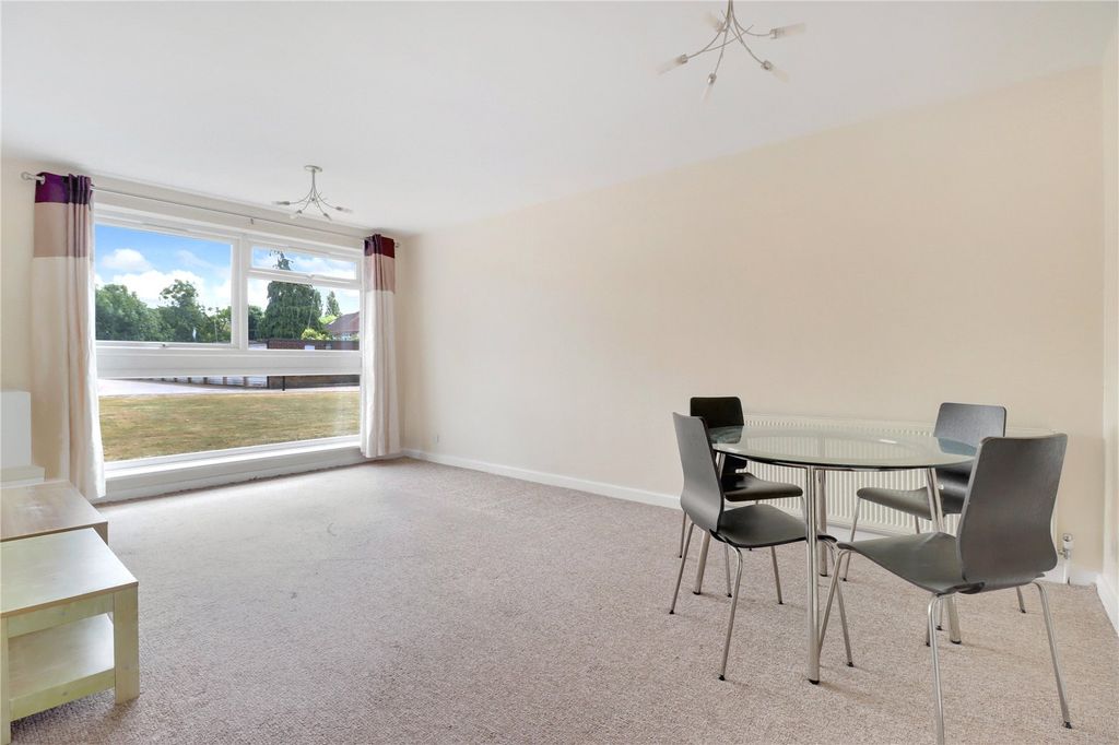 Property photo 3 of 11 Picture No. 10