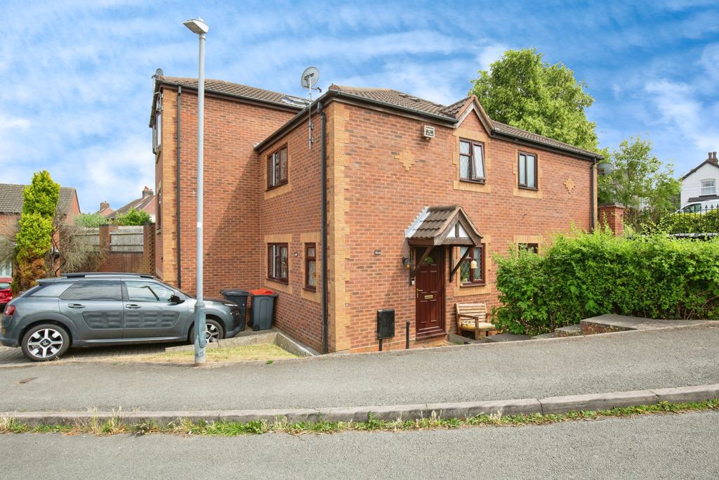 Property photo 1 of 10 3d06B33F-Mw-6982