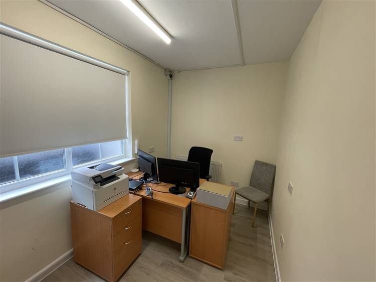 Property photo 3 of 4