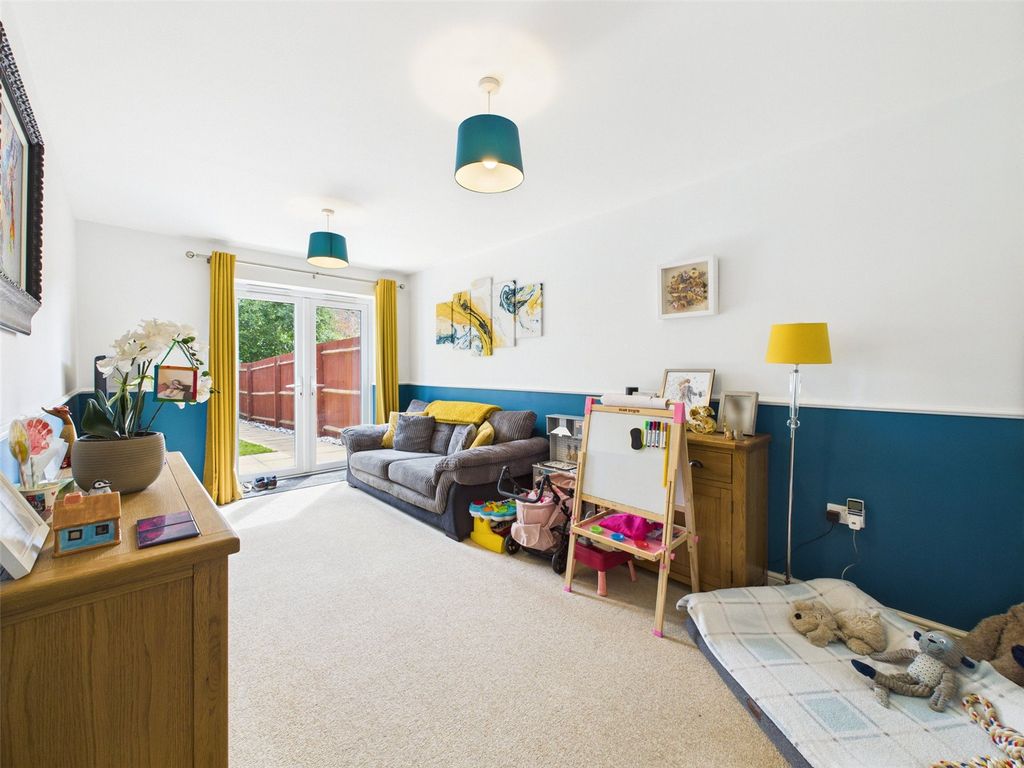 Property photo 2 of 11 Picture No. 02