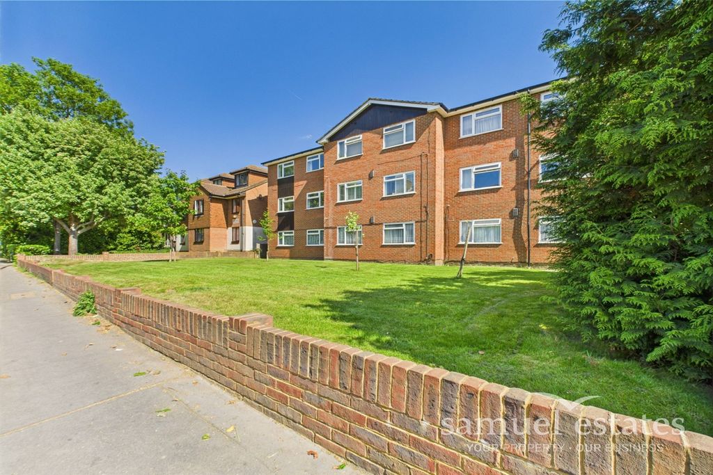 Property photo 1 of 12 External