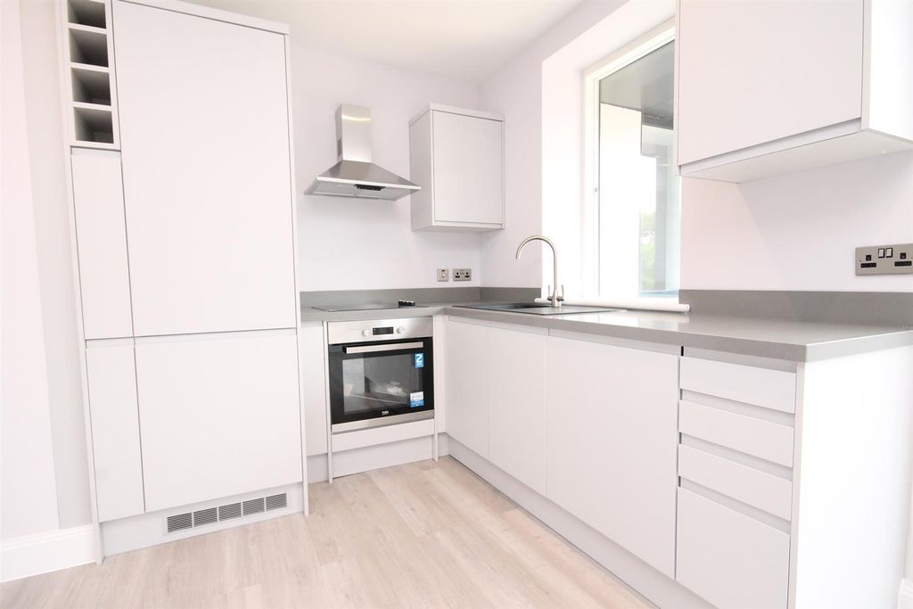 Additional image 5 of 2 bed flat for saleChallenge Court, Leatherhead KT22