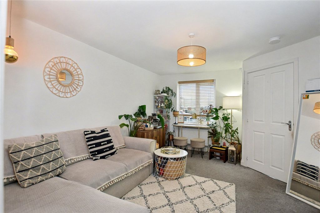 Property photo 3 of 12 Picture No. 06