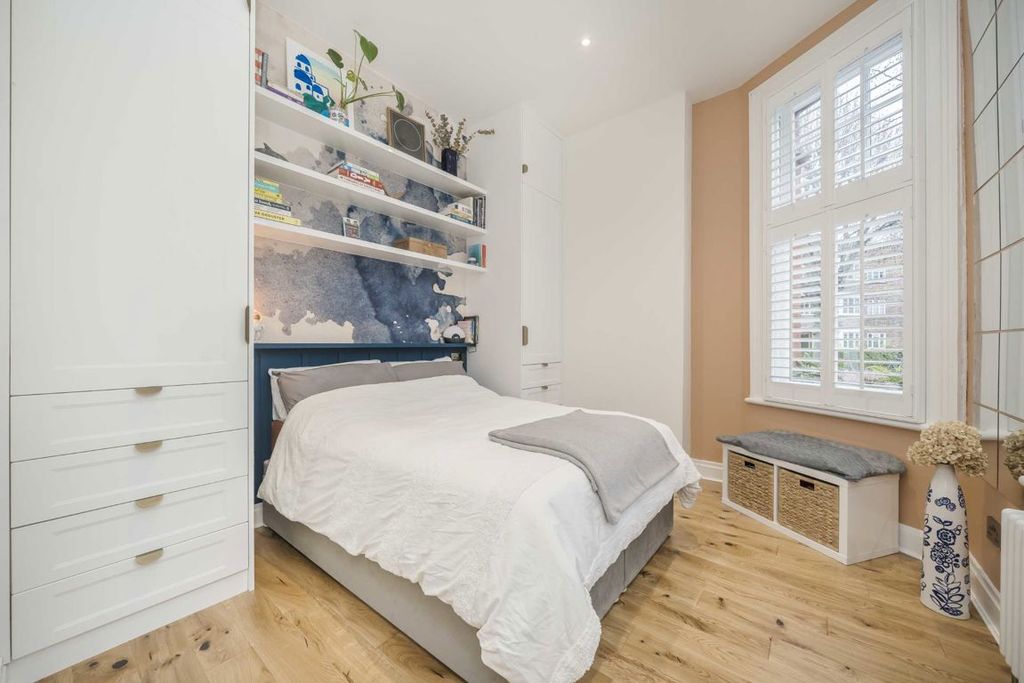 Property photo 3 of 8