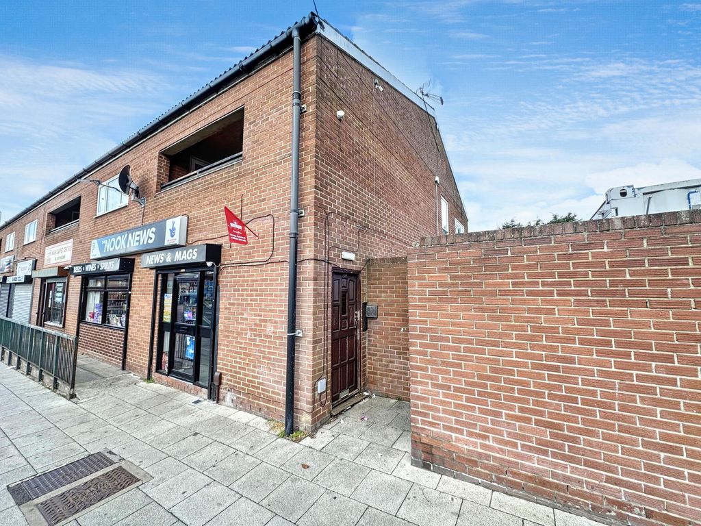 Property photo 1 of 12