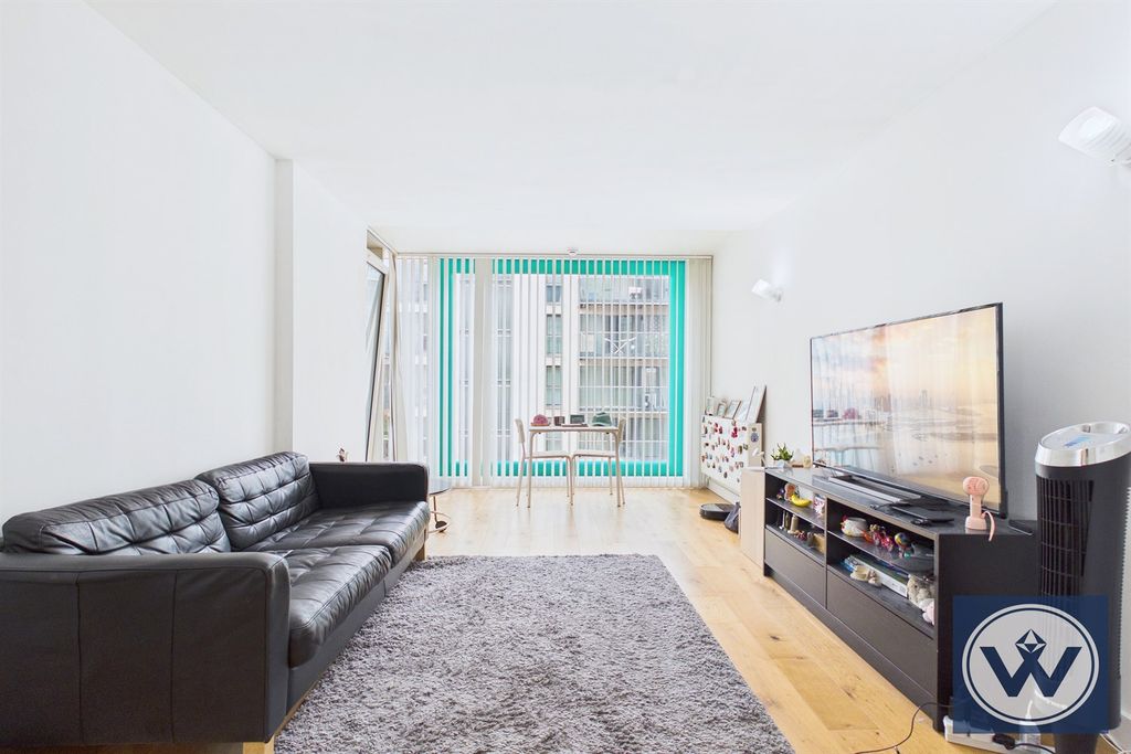 Property photo 1 of 13 (Main)