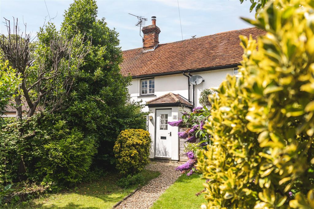 Property photo 1 of 12 Maltings Cottages-2.Jpg