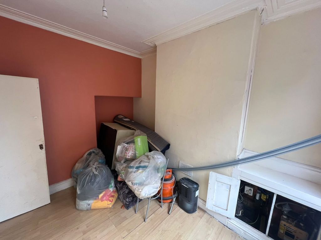 Property photo 3 of 17 Picture No. 07